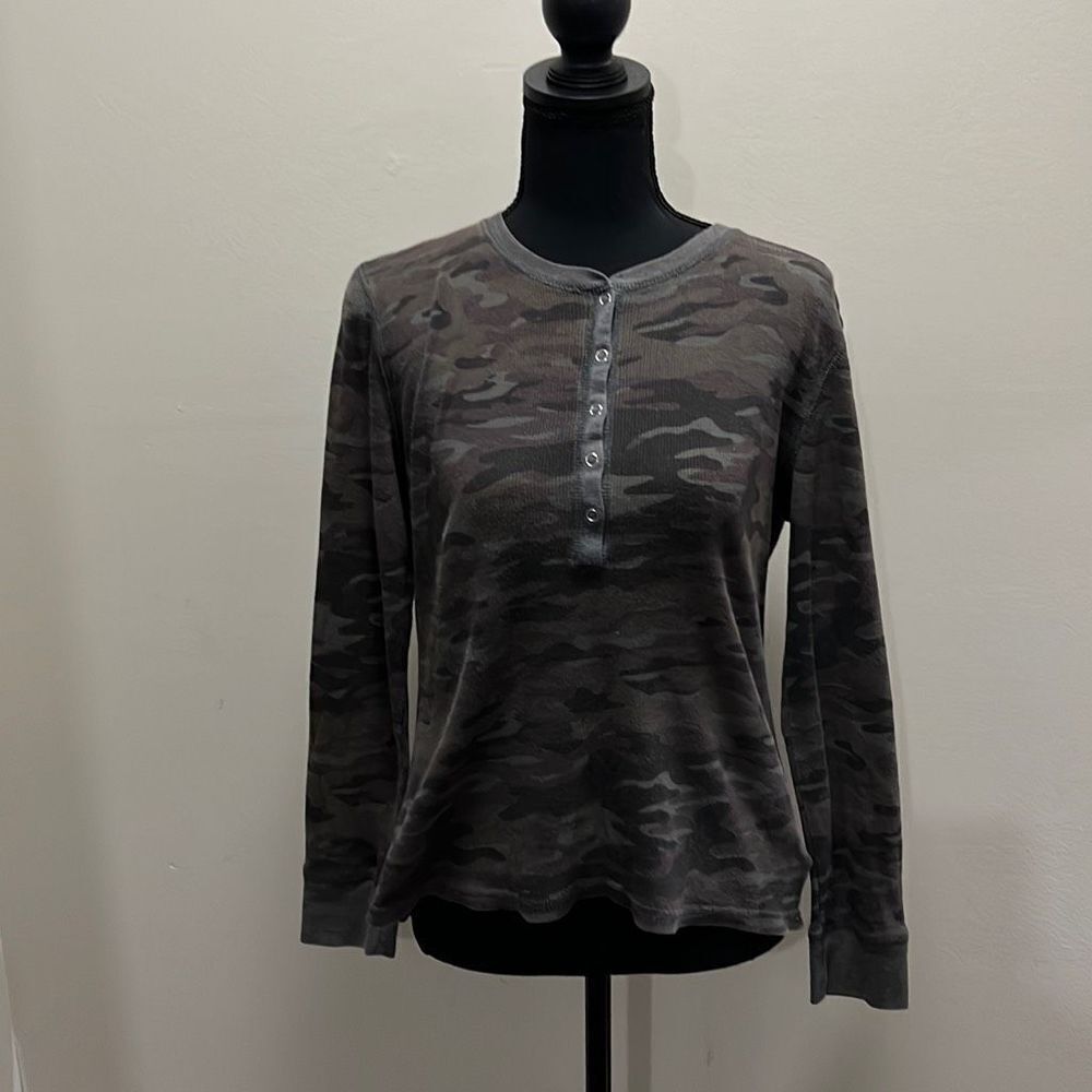 Chaps Camouflage long sleeve thermal T-shirt large